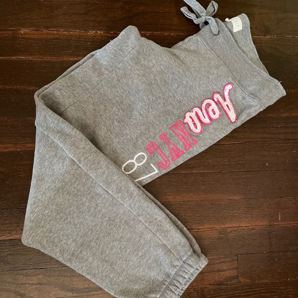 Aeropostale Gray and Pink Super Soft Cozy Drawstring Sweatpants
